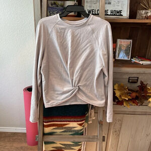 Lululemon women’s twist tie front long sleeve sweatshirt size small
